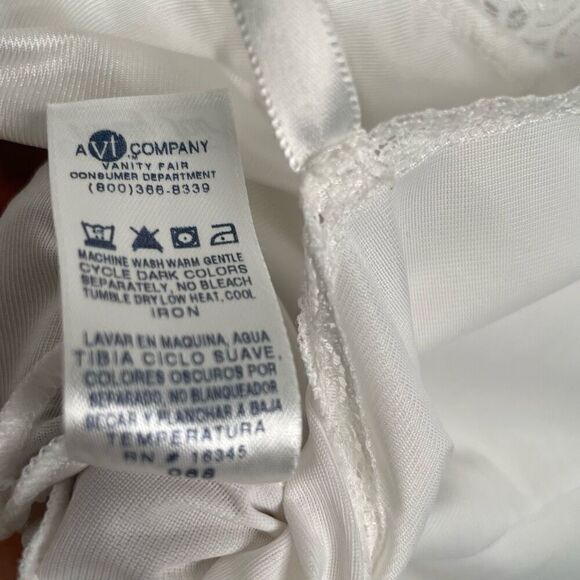 Vintage Vanity Fair Full Slip Womens 36 White Nylon Lace Adjustable Strap - Picture 4 of 6